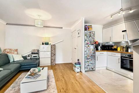 2 bedroom apartment for sale, Nottage Crescent, Braintree, CM7