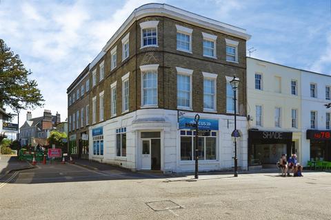 2 bedroom flat for sale, High Street, Andover