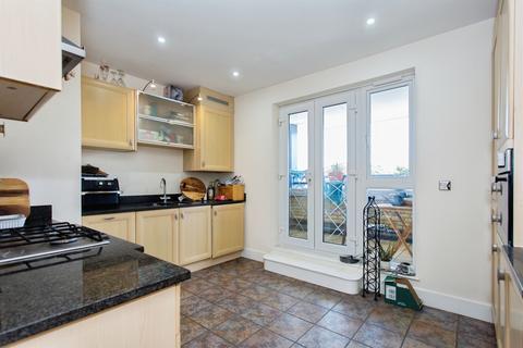 2 bedroom apartment for sale, St. Andrews Road, Cambridge