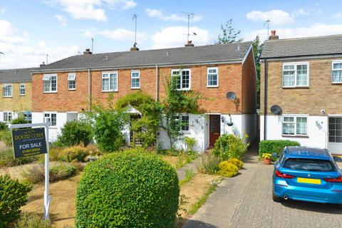 3 bedroom end of terrace house for sale, Charts Close, Cranleigh, GU6
