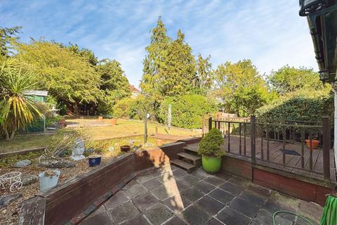 4 bedroom detached bungalow for sale, Stoneyfields Gardens, Edgware, HA8