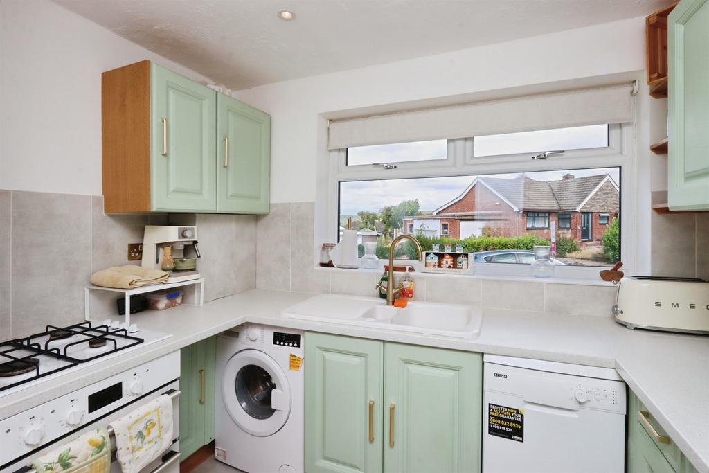 House in Rotherham, Brinsworth - View 5