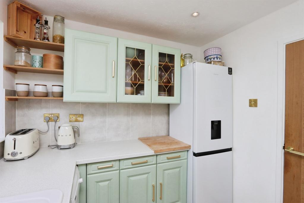 House in Rotherham, Brinsworth - View 6
