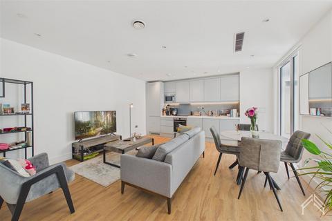 1 bedroom apartment to rent, West Gate House, London W5