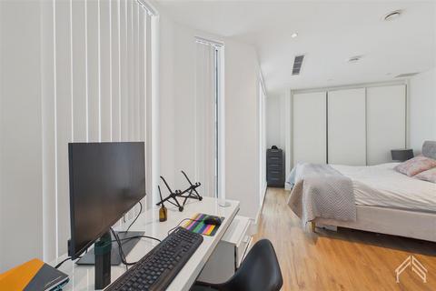 1 bedroom apartment to rent, West Gate House, London W5