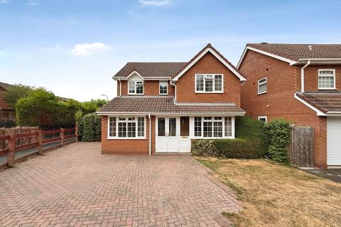 4 bedroom detached house for sale, Moat Close, Telford TF1