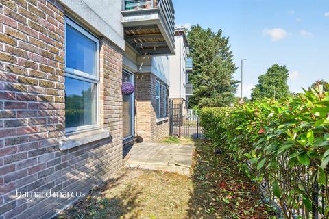 2 bedroom apartment for sale, Chessington Road, Epsom
