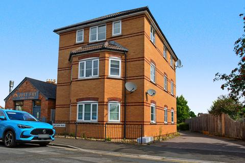 2 bed flat/apartment for rent in Eastleigh Road, Taunton,