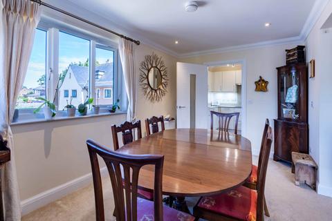 2 bedroom retirement property for sale, Fleur De Lis, Marlborough, SN8 2FN