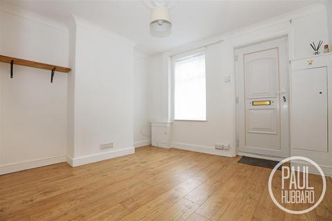 2 bedroom terraced house to rent, Bevan Street West, Lowestoft, NR32