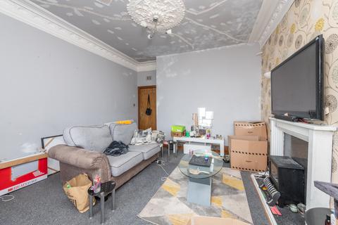2 bedroom flat for sale, Lyon Street, Dundee DD4