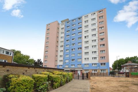 2 bedroom flat for sale, Blake Court, South Street, Gosport, Hampshire, PO12
