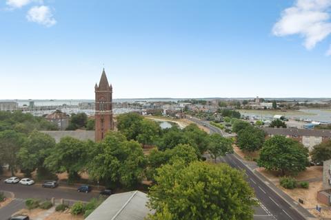 2 bedroom flat for sale, Blake Court, South Street, Gosport, Hampshire, PO12