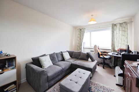 2 bedroom flat for sale, Blake Court, South Street, Gosport, Hampshire, PO12