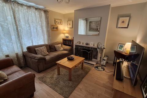3 bedroom semi-detached house for sale, Swinbrook Road, Carterton