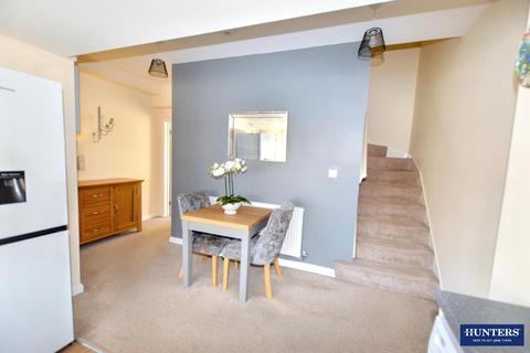3 bedroom townhouse to rent, Canal Street, Wigston, LE18 4PN