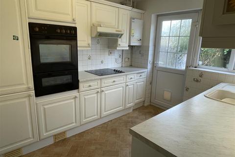 2 bedroom detached bungalow for sale, Park Farm, Bourton-On-The-Water, Cheltenham
