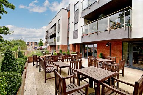 2 bedroom apartment for sale, Lock House, Keeper Close, Taunton, Somerset, TA1 1AX