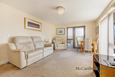2 bedroom apartment for sale, Lock House, Keeper Close, Taunton, Somerset, TA1 1AX