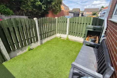 3 bedroom terraced house to rent, George Street, South Yorkshire