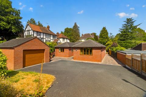 3 bedroom detached bungalow for sale, Alexandra Lane, Malvern, Worcestershire, WR14 1JF
