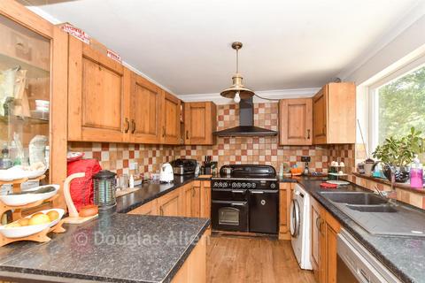3 bedroom bungalow for sale, Castledon Road, Billericay CM11