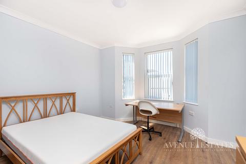 4 bedroom detached house for sale, Cardigan Road, Bournemouth BH9