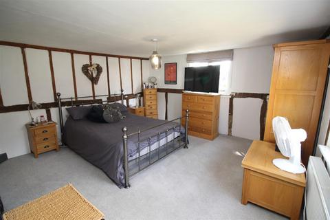 2 bedroom semi-detached house to rent, Stradbroke