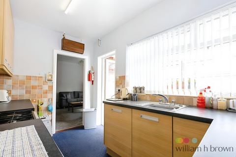 3 bedroom end of terrace house to rent, Queen Street, LINCOLN