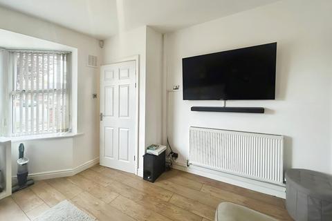 2 bedroom terraced house to rent, Hopewell Road, East Riding HU9