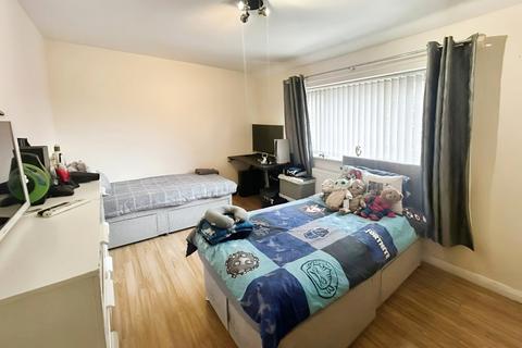 2 bedroom terraced house to rent, Hopewell Road, East Riding HU9