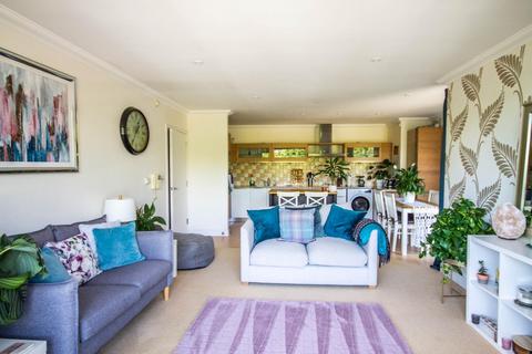 2 bedroom apartment to rent, Churchill Court, Madingley Road, Cambridge