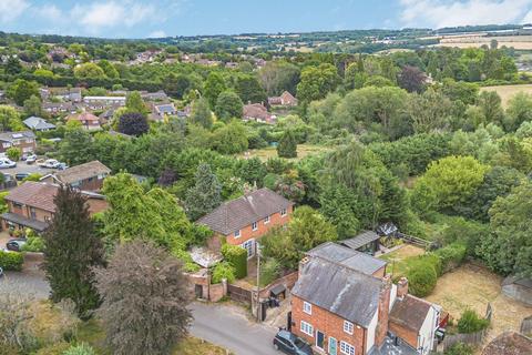 3 bedroom detached house for sale, Red House Cottage, 29 Old Road, Wateringbury, Maidstone, Kent, ME18 5PL