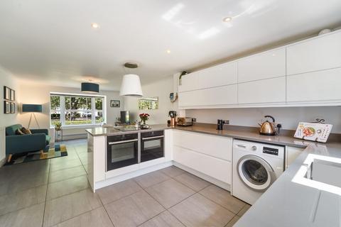 4 bedroom detached house for sale, Jenner Way, Epsom