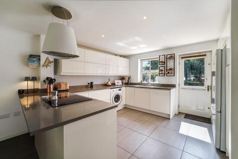 4 bedroom detached house for sale, Jenner Way, Epsom
