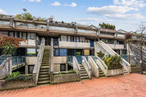 3 bedroom apartment for sale, Rowley Way, London