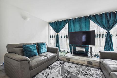 3 bedroom apartment for sale, Rowley Way, London