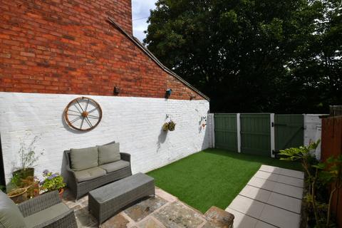 2 bedroom terraced house for sale, Stanley Street, Atherton, M46