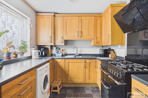 3 bedroom semi-detached house for sale, Valley Path, Newton Abbot, TQ12