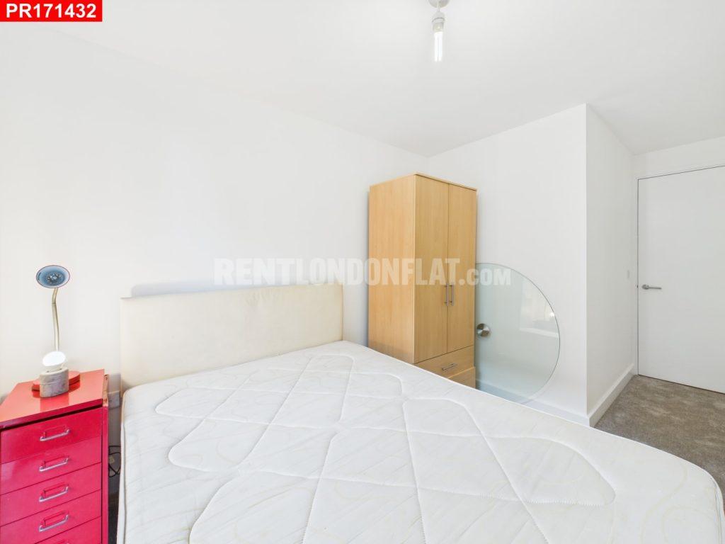 Apartment in Battersea - More