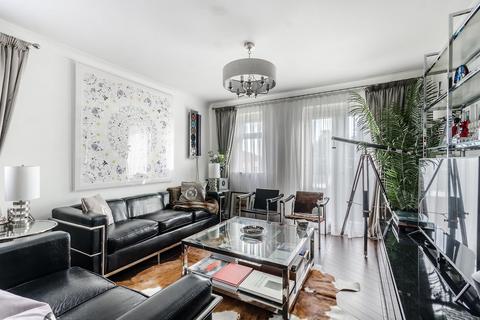 2 bedroom flat for sale, Glebe Avenue, Ickenham, UB10