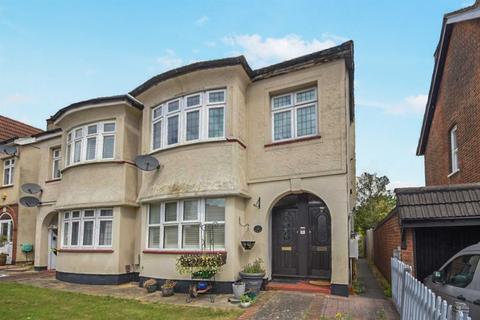 1 bedroom maisonette for sale, Upminster Road, Hornchurch