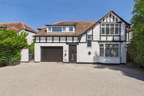 Coulsdon Road, Coulsdon CR5