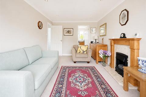 2 bedroom apartment for sale, Silverdale Court, Woodthorpe