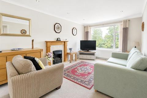 2 bedroom apartment for sale, Silverdale Court, Woodthorpe