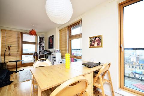 1 bedroom flat to rent, Biggs Square, Hackney, London, E9