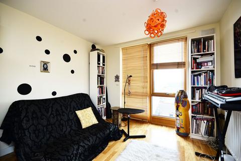 1 bedroom flat to rent, Biggs Square, Hackney, London, E9