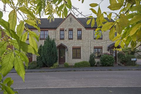 2 bedroom terraced house to rent, Deer Park, Witney
