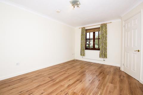 2 bedroom terraced house to rent, Deer Park, Witney
