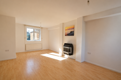 3 bedroom terraced house to rent, Keyham Lane West, Netherhall, Leicester LE5